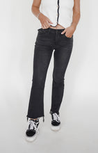 Load image into Gallery viewer, The Aimie Black Jeans