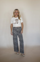 Load image into Gallery viewer, Wildhorse Cropped Sweater Top