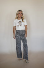 Load image into Gallery viewer, Wildhorse Cropped Sweater Top