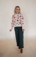 Load image into Gallery viewer, Abstract Floral Sweater