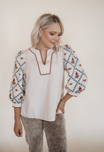 Load image into Gallery viewer, Embroidered Details Blouse