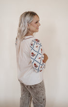 Load image into Gallery viewer, Embroidered Details Blouse