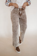 Load image into Gallery viewer, Mocha Cropped Corduroy Pants