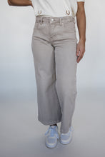 Load image into Gallery viewer, The Maeve Jeans