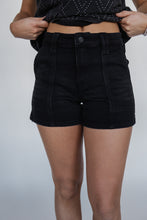 Load image into Gallery viewer, The Alle Shorts