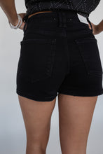 Load image into Gallery viewer, The Alle Shorts