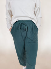 Load image into Gallery viewer, The Court Joggers in Evergreen