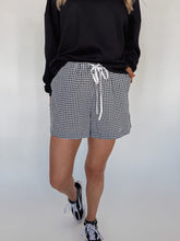 Load image into Gallery viewer, Checkered Boxer Shorts