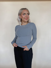 Load image into Gallery viewer, Long Sleeve Basic in Blue
