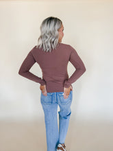 Load image into Gallery viewer, Long Sleeve Basic in Red Bean
