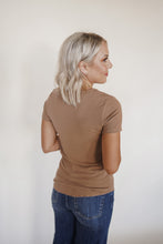 Load image into Gallery viewer, Ribbed Basic Tee in Tan
