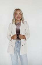 Load image into Gallery viewer, Downtown Blazer in Ivory
