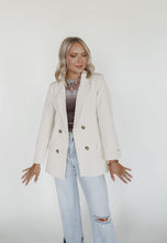 Load image into Gallery viewer, Downtown Blazer in Ivory
