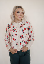 Load image into Gallery viewer, Abstract Floral Sweater
