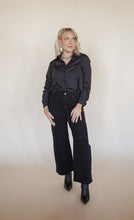 Load image into Gallery viewer, Black Rhinestone Jeans
