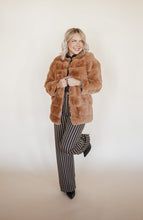 Load image into Gallery viewer, Faux Fur Coat in Tan
