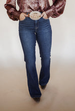 Load image into Gallery viewer, The Gemma Trouser Jeans

