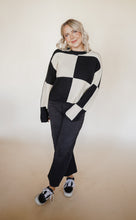 Load image into Gallery viewer, Checkered Sweater
