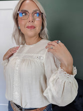 Load image into Gallery viewer, Sweet &amp; Simple Blouse
