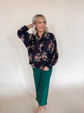 Load image into Gallery viewer, Flowy Floral Blouse
