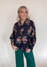 Load image into Gallery viewer, Flowy Floral Blouse
