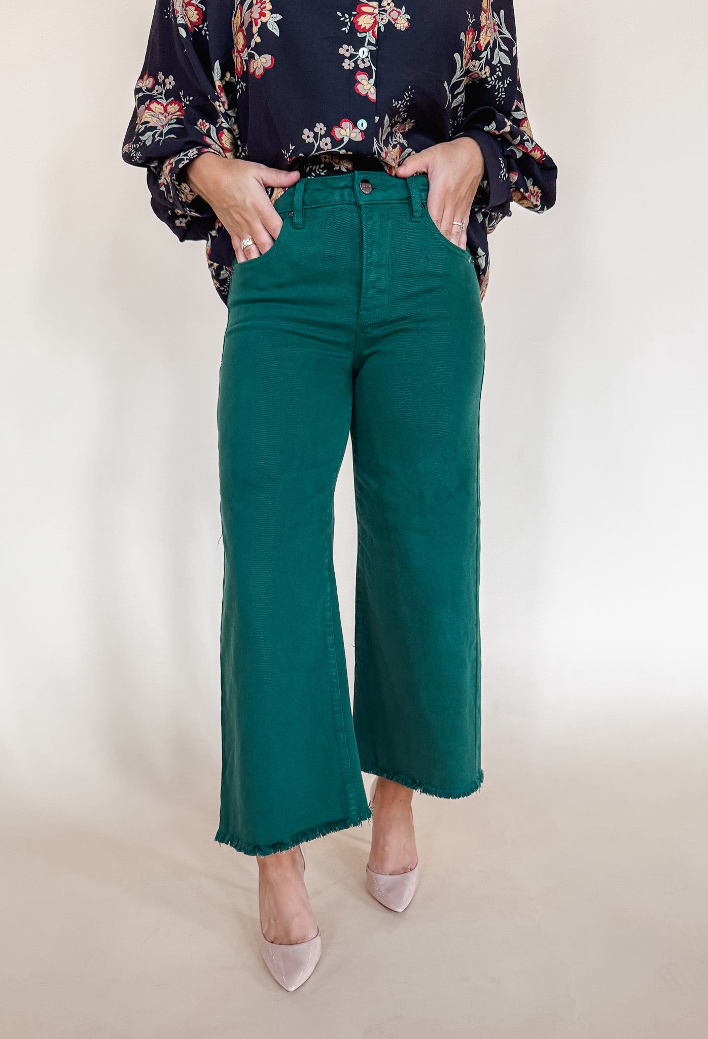 Hunter Green Cropped Jeans