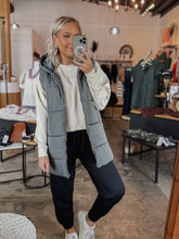 Load image into Gallery viewer, Tunic Puffer Vest
