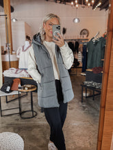 Load image into Gallery viewer, Tunic Puffer Vest
