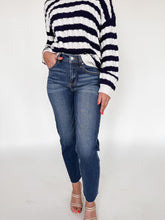 Load image into Gallery viewer, The Haley High Rise Slim Barrel Jeans
