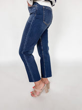 Load image into Gallery viewer, The Haley High Rise Slim Barrel Jeans
